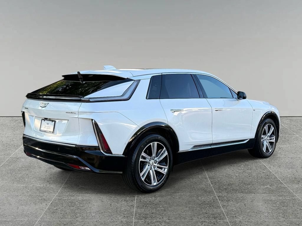 2024 Cadillac LYRIQ Tech