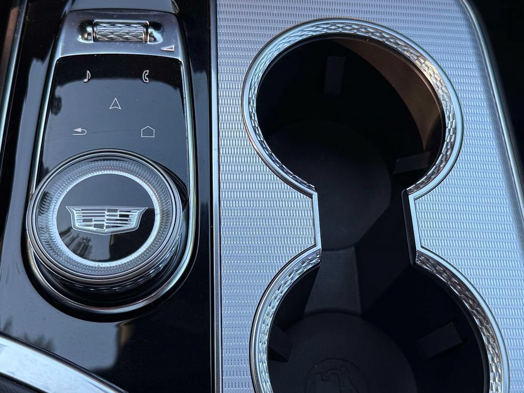 2024 Cadillac LYRIQ Tech