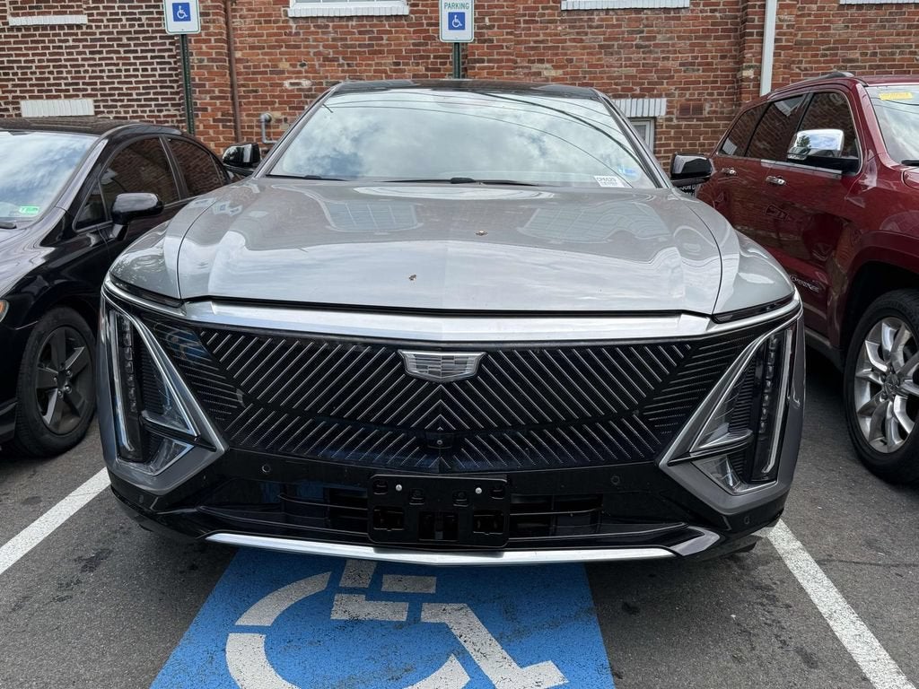 2024 Cadillac LYRIQ Tech