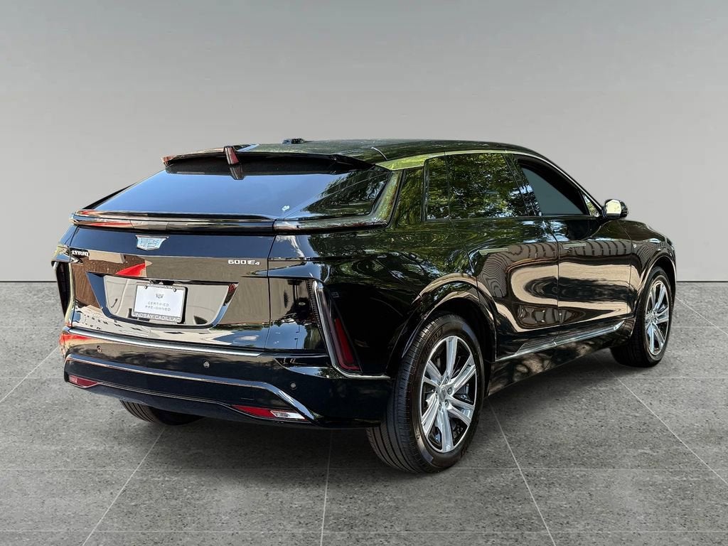 2024 Cadillac LYRIQ Tech