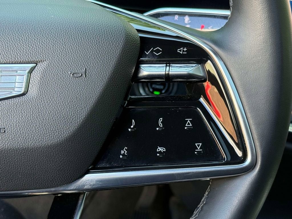 2024 Cadillac LYRIQ Tech