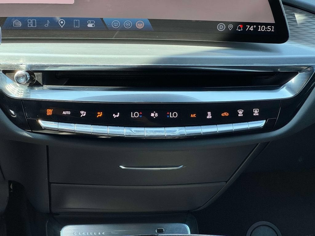 2025 Cadillac LYRIQ Luxury 1