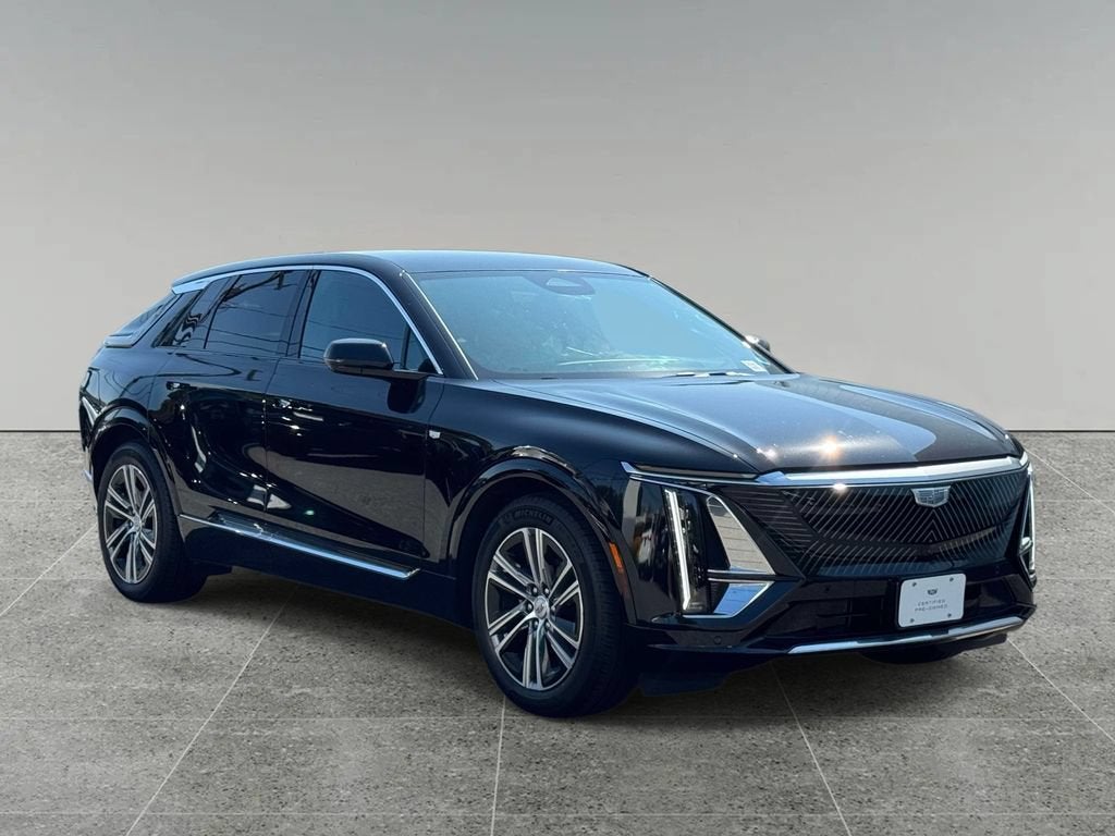 2025 Cadillac LYRIQ Luxury 1