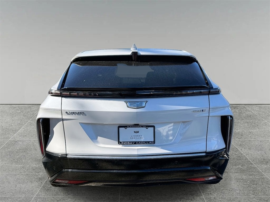 2025 Cadillac LYRIQ Luxury 1