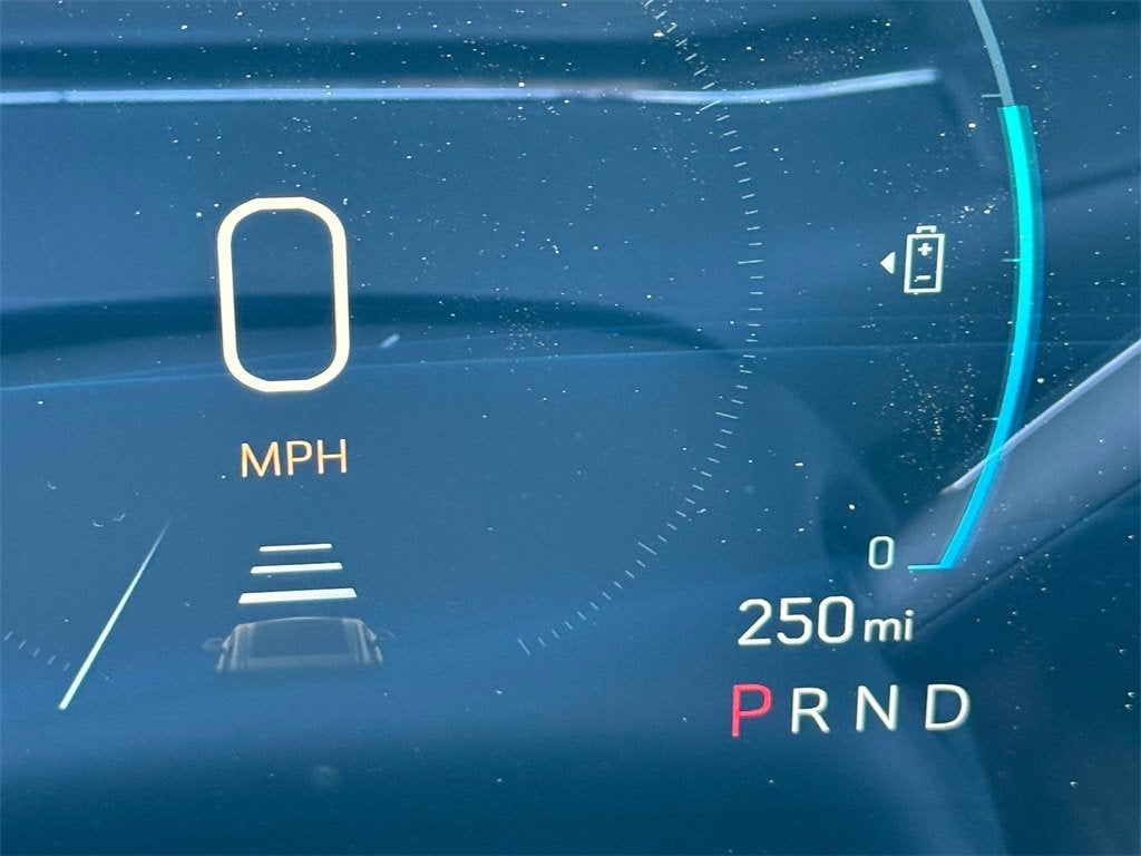 2025 Cadillac LYRIQ Luxury 1