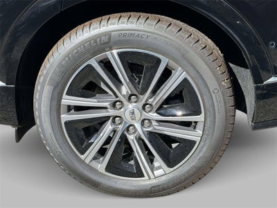 2025 Cadillac LYRIQ Luxury 1