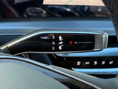 2025 Cadillac LYRIQ Luxury 1