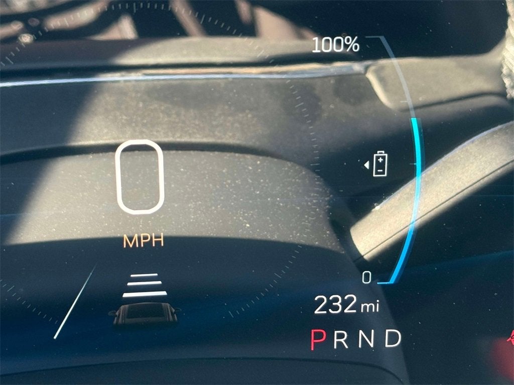 2025 Cadillac LYRIQ Luxury 1