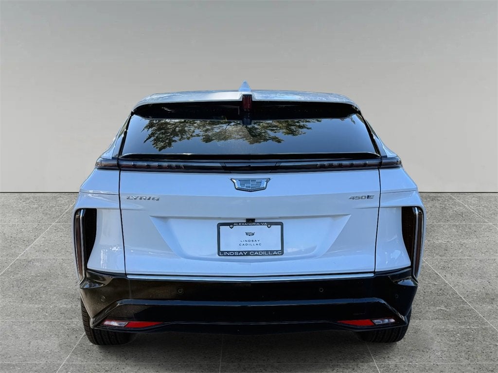 2025 Cadillac LYRIQ Luxury 1