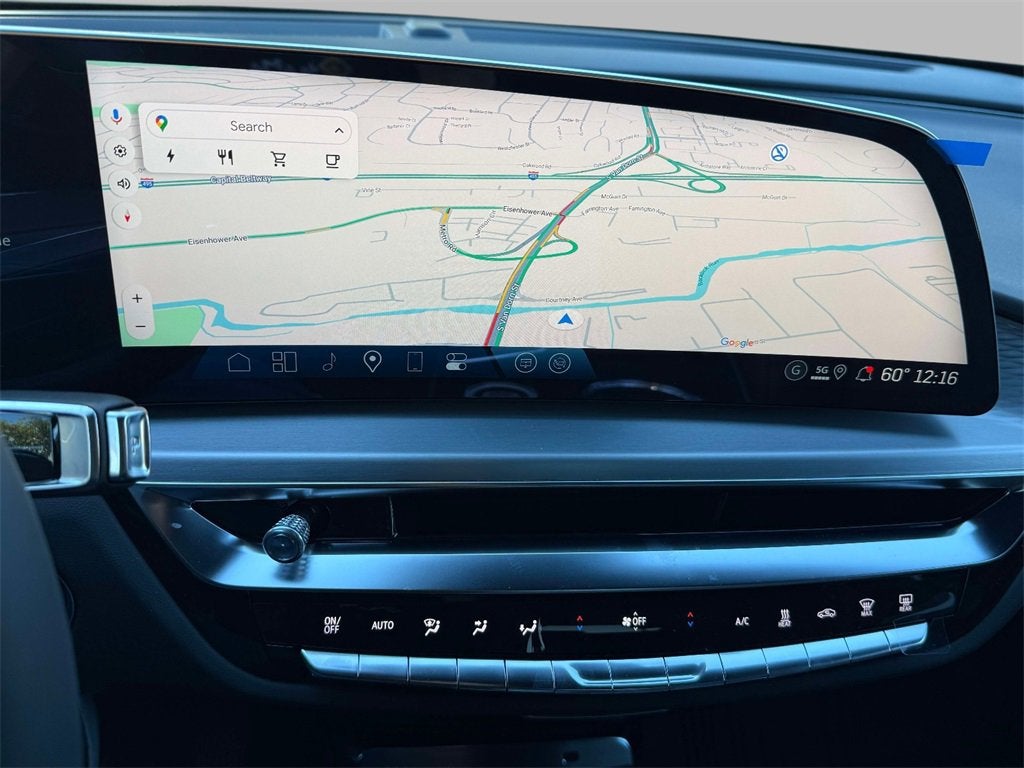 2025 Cadillac LYRIQ Luxury 1