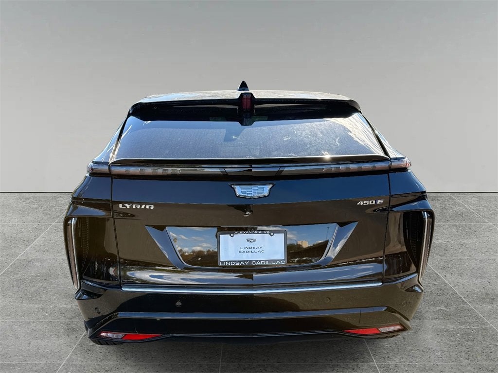 2025 Cadillac LYRIQ Luxury 1