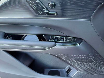 2025 Cadillac LYRIQ Luxury 1