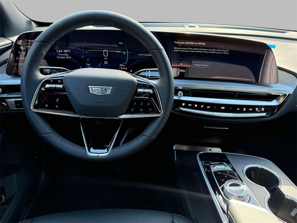 2025 Cadillac LYRIQ Luxury 1