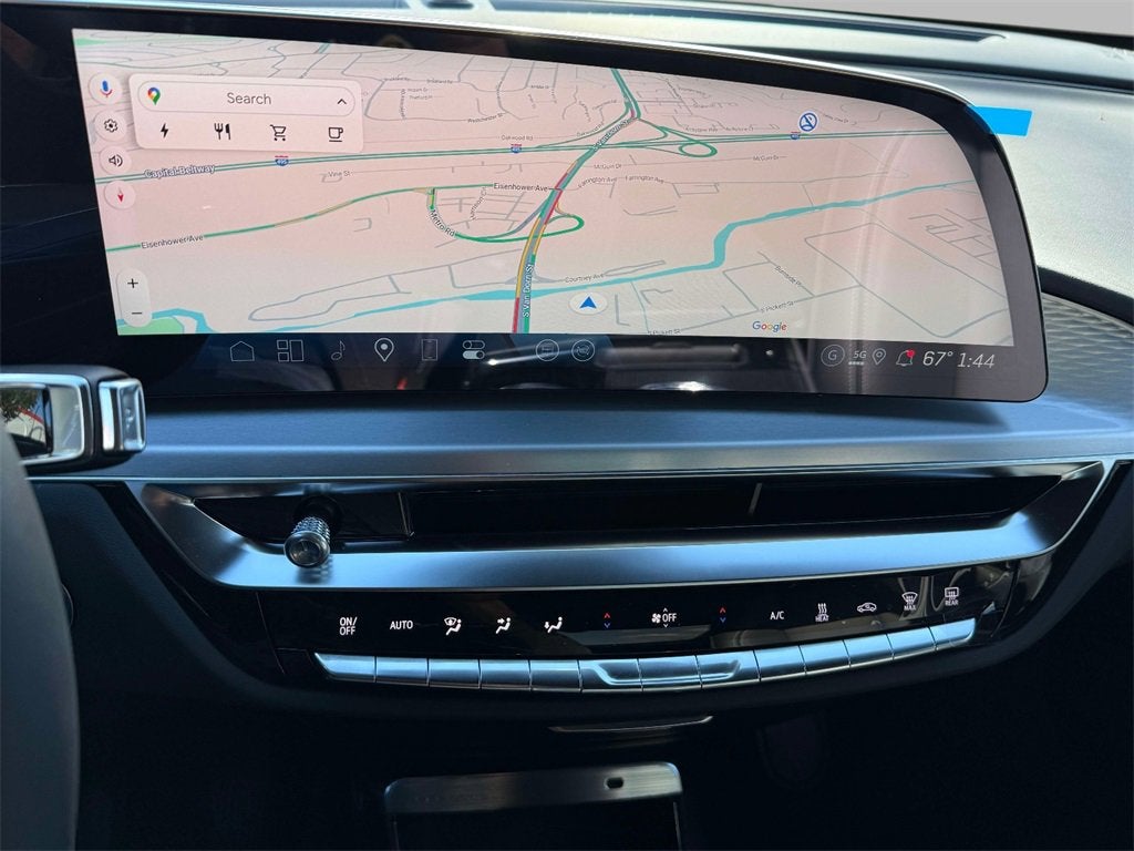 2025 Cadillac LYRIQ Luxury 1