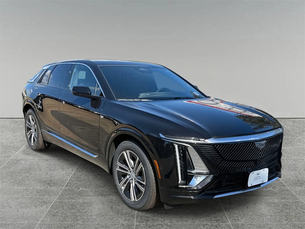 2025 Cadillac LYRIQ Luxury 1