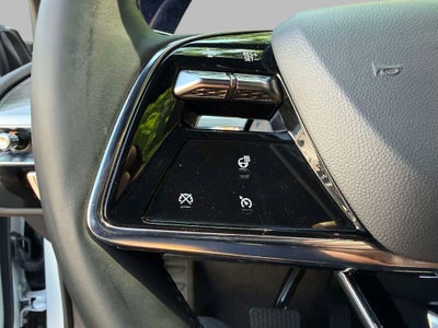 2025 Cadillac LYRIQ Luxury 1