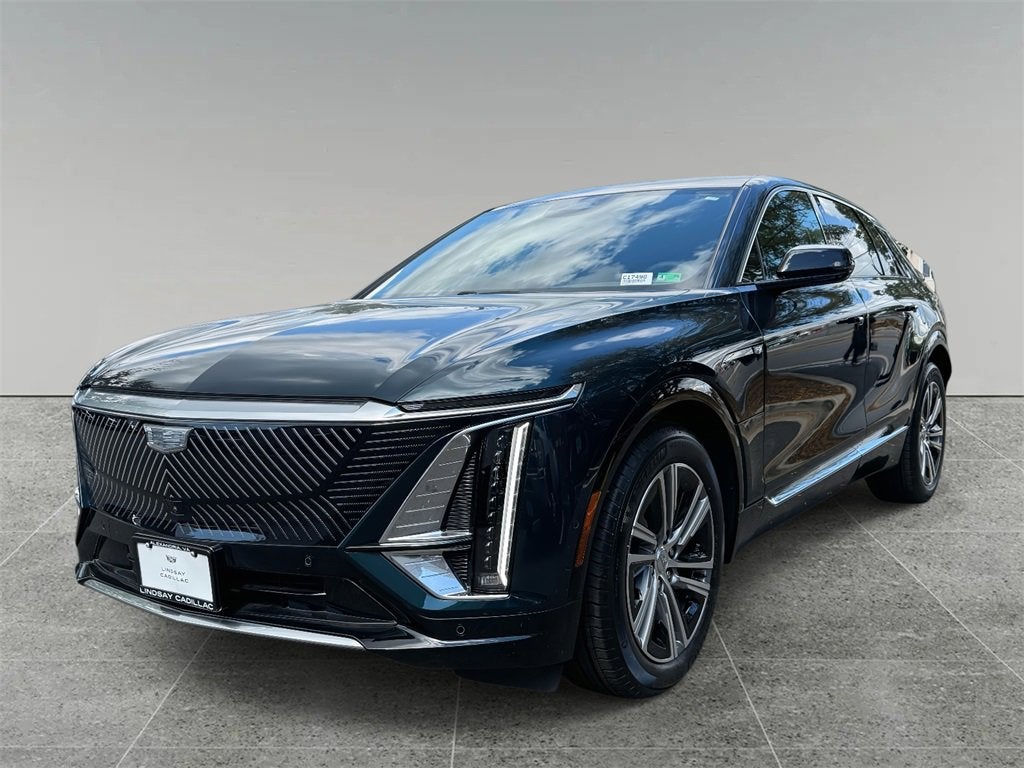 2025 Cadillac LYRIQ Luxury 1