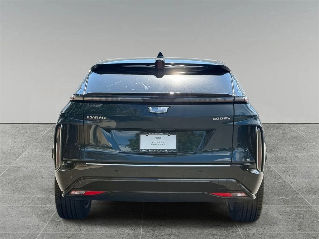 2025 Cadillac LYRIQ Luxury 1