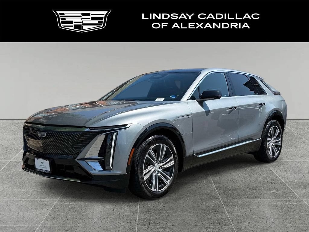 2024 Cadillac LYRIQ Luxury 1