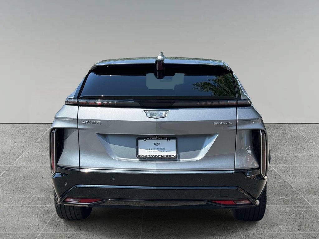 2024 Cadillac LYRIQ Luxury 1