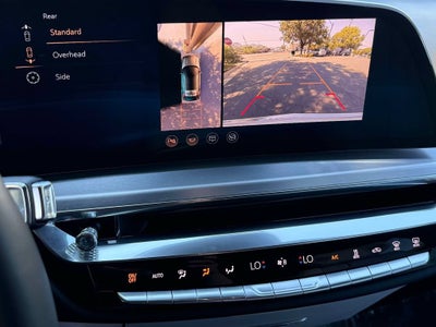 2024 Cadillac LYRIQ Luxury 2
