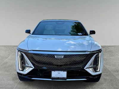 2024 Cadillac LYRIQ Luxury 2