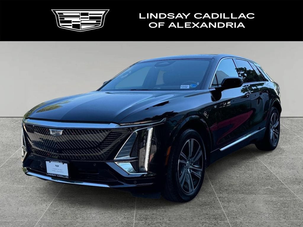 2024 Cadillac LYRIQ Luxury 2