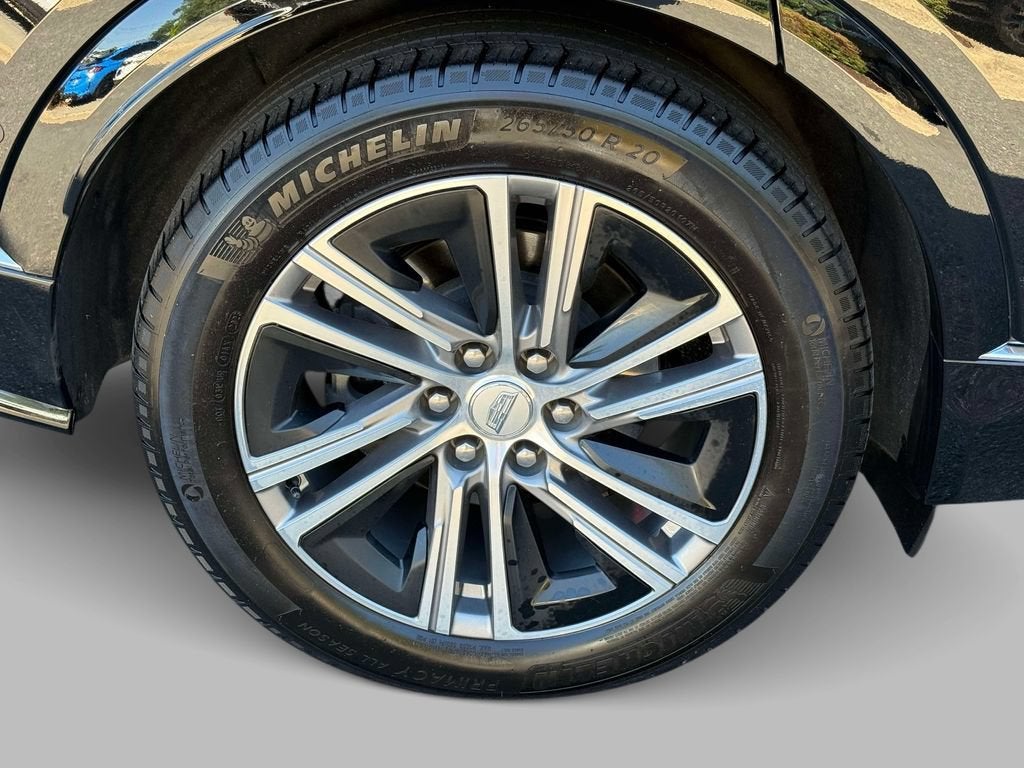 2024 Cadillac LYRIQ Luxury 2