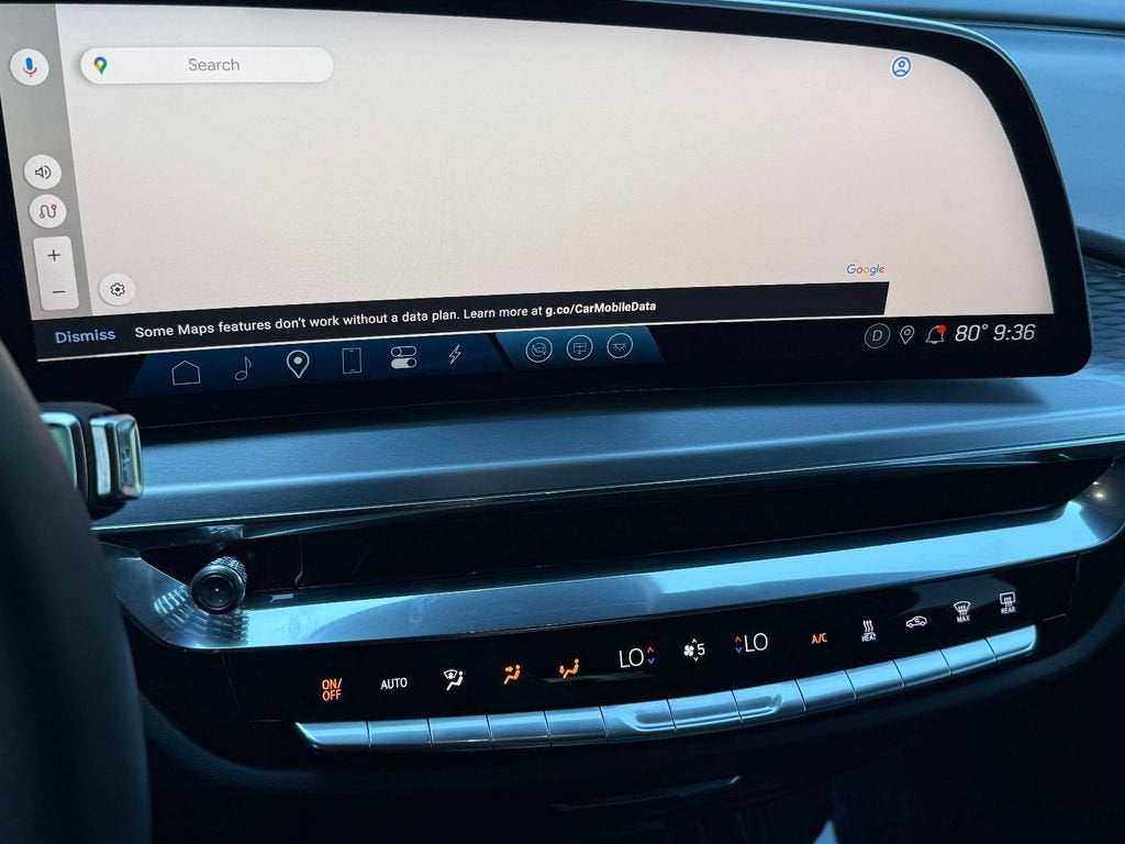 2024 Cadillac LYRIQ Luxury 2
