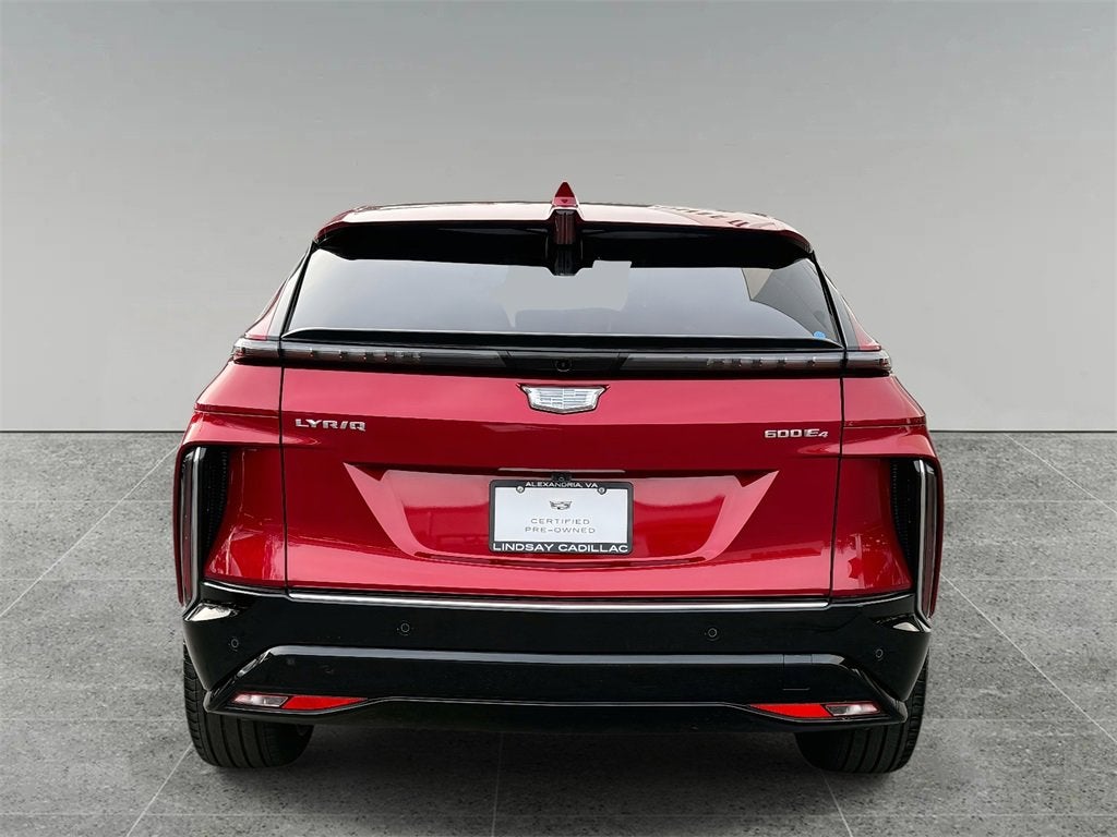 2024 Cadillac LYRIQ Luxury 3