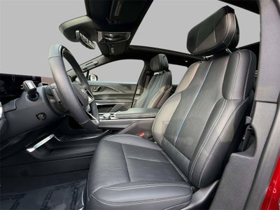 2024 Cadillac LYRIQ Luxury 3