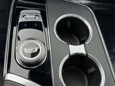 2024 Cadillac LYRIQ Luxury 3