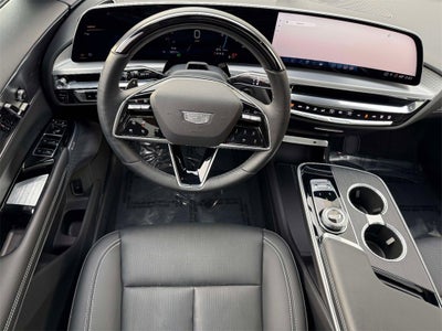 2024 Cadillac LYRIQ Luxury 3