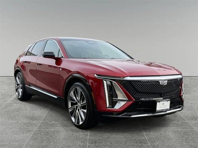 2024 Cadillac LYRIQ Luxury 3