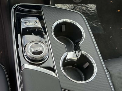 2024 Cadillac LYRIQ Luxury 3