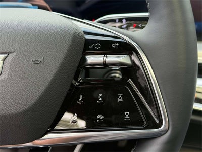 2024 Cadillac LYRIQ Luxury 3