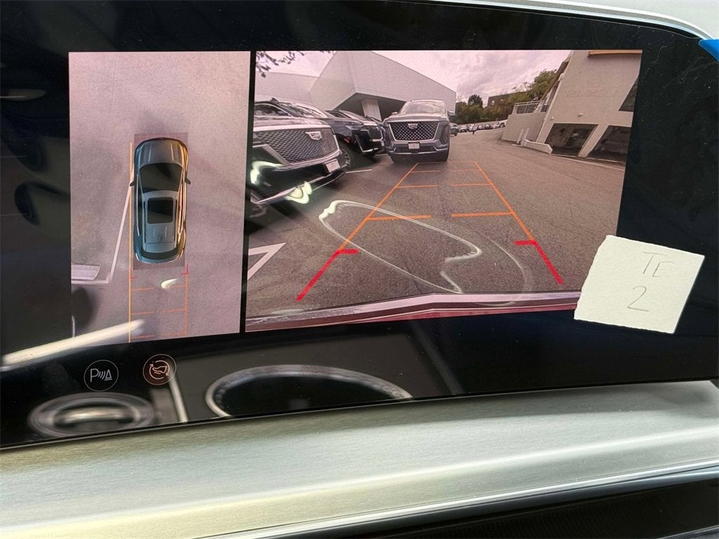 2024 Cadillac LYRIQ Luxury 3