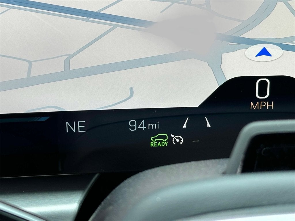 2024 Cadillac LYRIQ Luxury 3