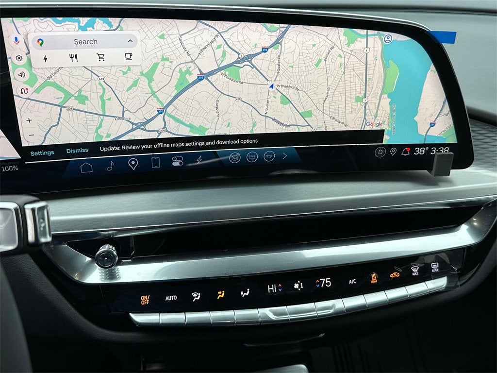 2024 Cadillac LYRIQ Luxury 3