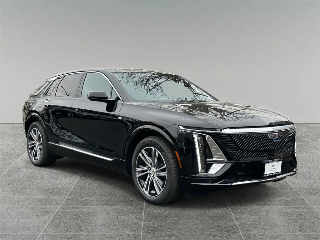 2024 Cadillac LYRIQ Luxury 3