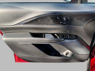 2024 Cadillac LYRIQ Luxury 3