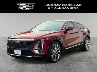 2024 Cadillac LYRIQ Luxury 3