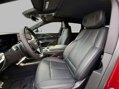 2024 Cadillac LYRIQ Luxury 3