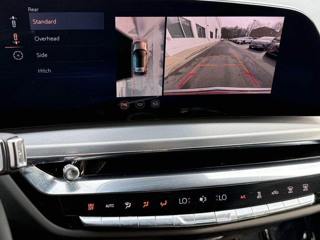 2024 Cadillac LYRIQ Luxury 3