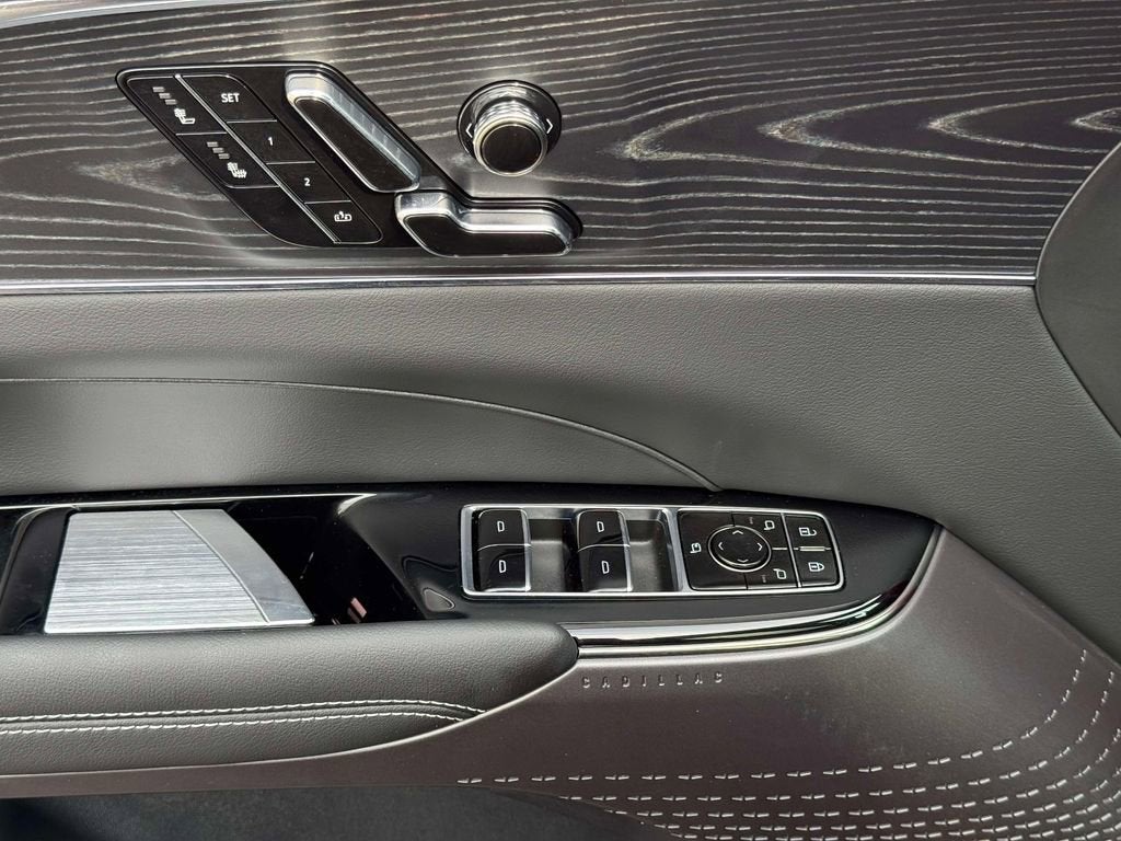 2024 Cadillac LYRIQ Sport 1