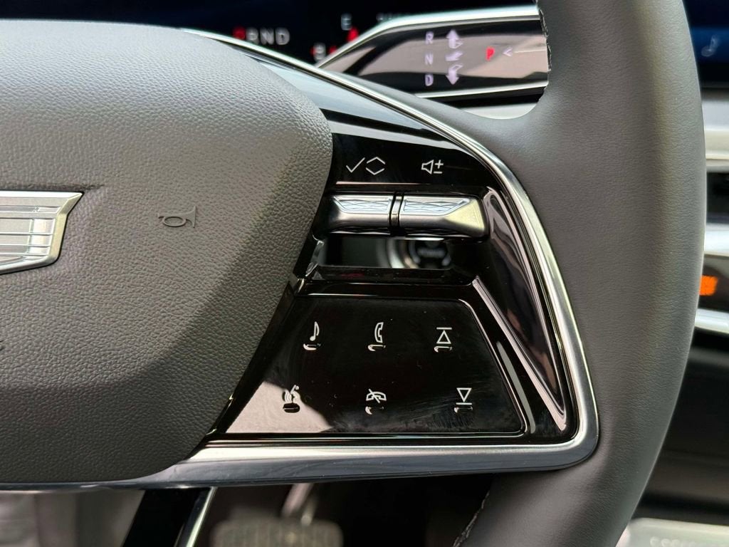 2024 Cadillac LYRIQ Sport 1