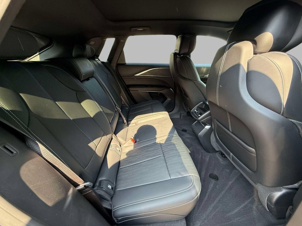 2024 Cadillac LYRIQ Sport 1