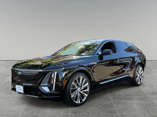 2025 Cadillac LYRIQ Luxury 3