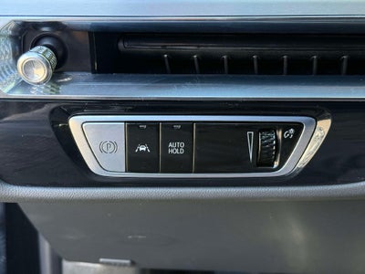 2025 Cadillac LYRIQ Luxury 3