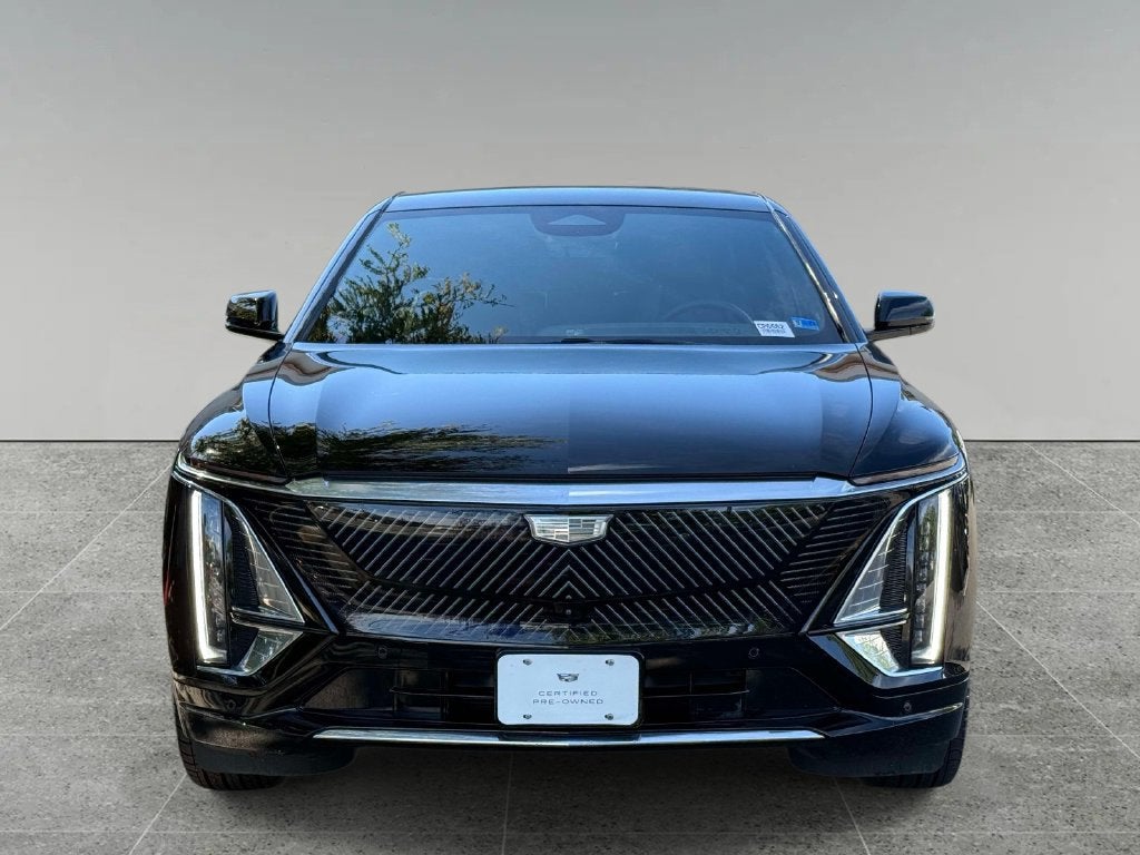 2025 Cadillac LYRIQ Luxury 3
